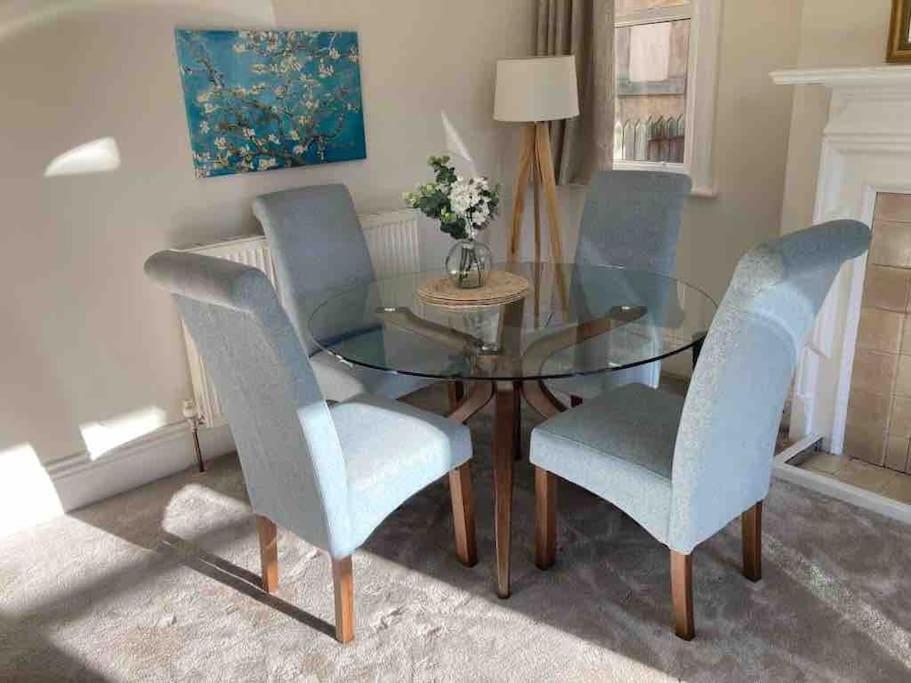 Garden Apartment, Central Harrogate With Parking Exterior photo
